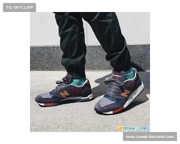 雪地作战装备测试，耐克与阿迪达斯新球鞋防滑性能对比